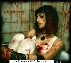 blood pics - are si asta ceva sange pe ea - †Blood†